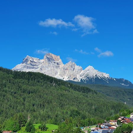 Vodo CadoreAccogliente Attico Vista Dolomitiアパートメント エクステリア 写真